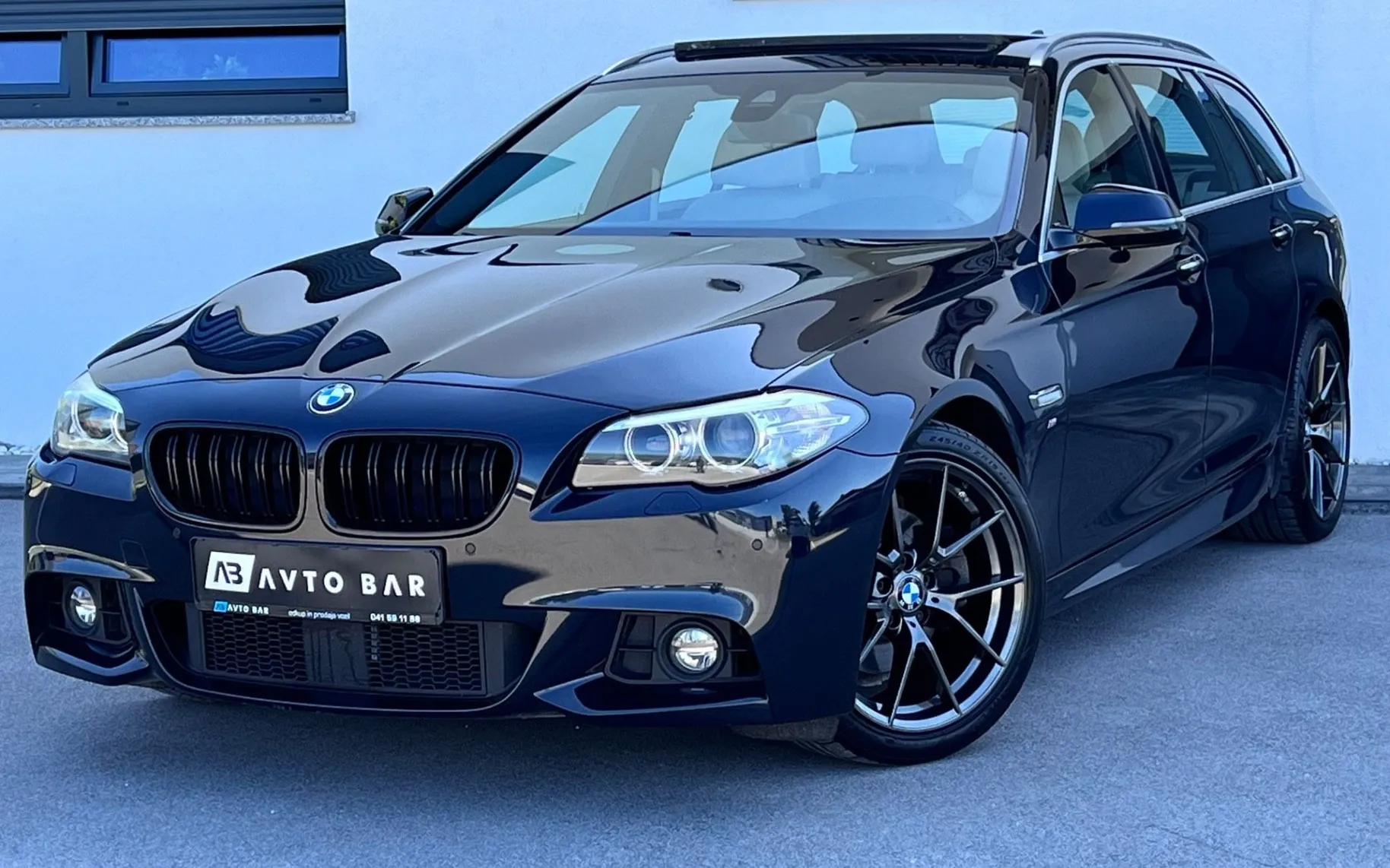 Zunanja slika - BMW serija 5 Touring: - 520d+M OPTIC+LED+19col+VIRTUAL+F1+MEMORY... - 1