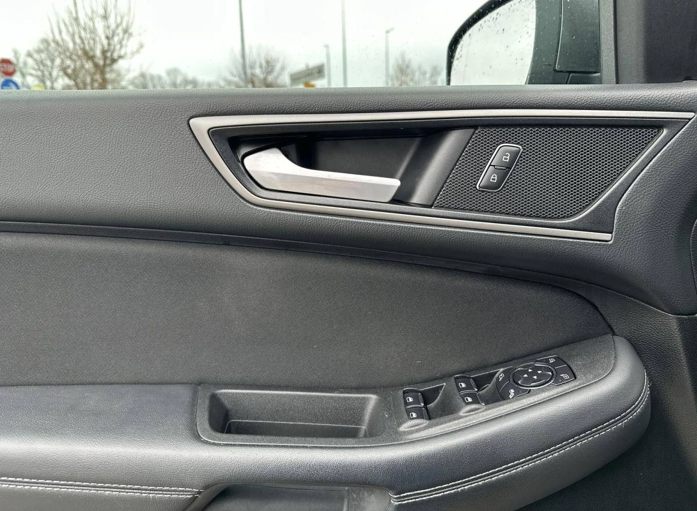 Zunanja slika - Ford S-MAX - 2.0 EcoBlue Titanium Auto ACC Kamera Gretje sed - 12
