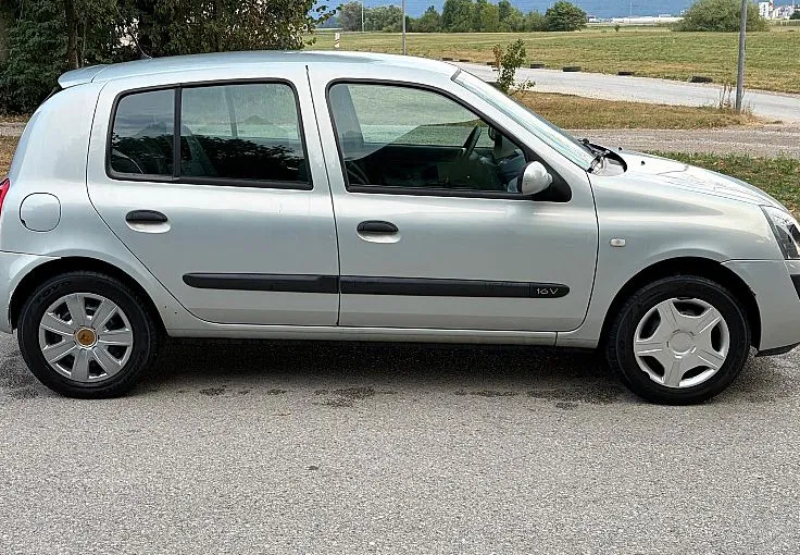 Zunanja slika - Renault Clio - 1.2 16V Extreme - 4