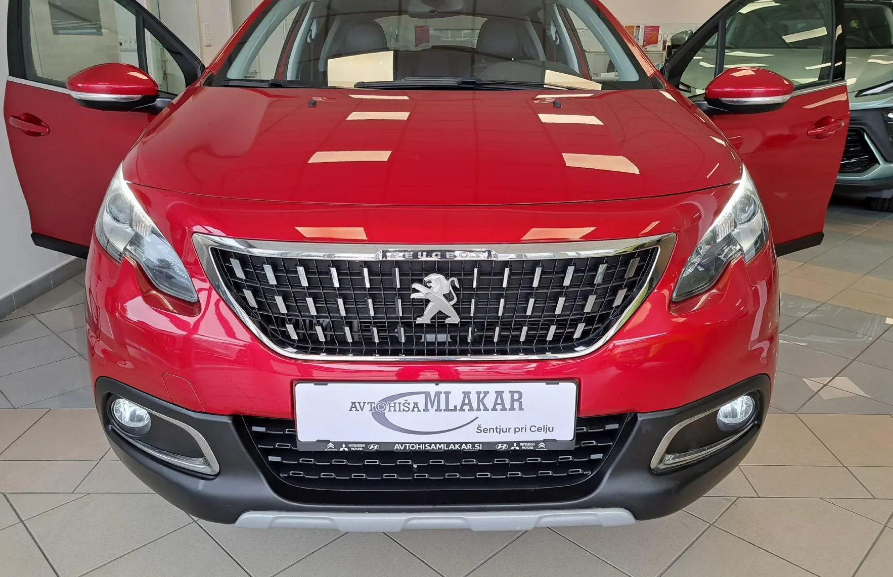 Zunanja slika - Peugeot 2008 - 1.5 BlueHDi 100 Stop Start ALLURE-SLO-LED-ODLIČEN- - 7