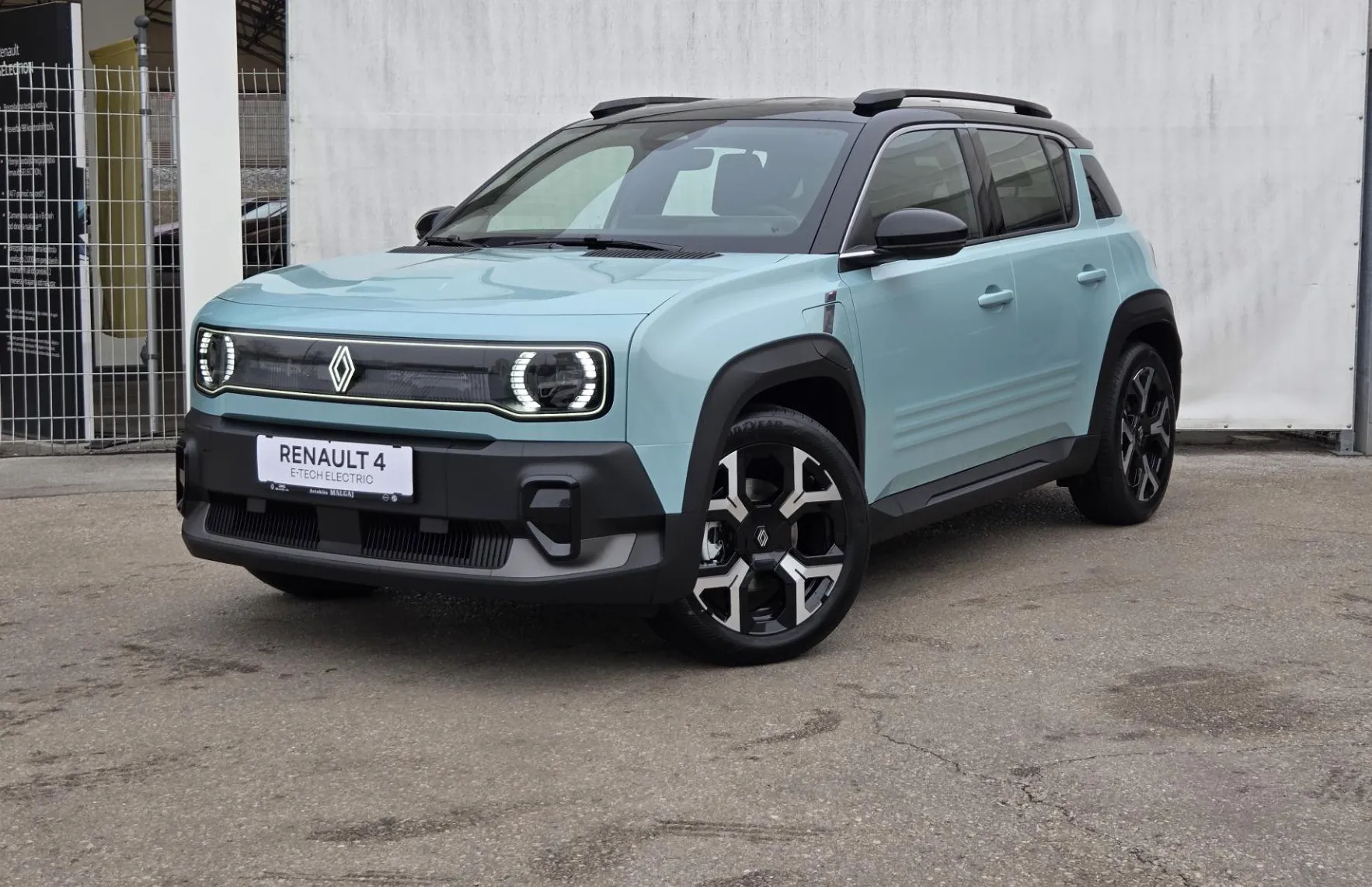 Zunanja slika - Renault 4 E-tech - Techno EV52 150 Comfort Range+Iconic polepitev - 1