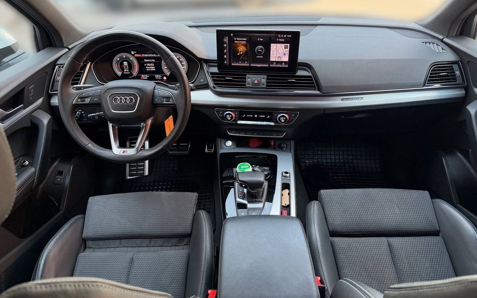 Notranja slika - Audi Q5 Sportback - 40 TDI quattro S line-Zračno-Matrix-Kljuka... - 10