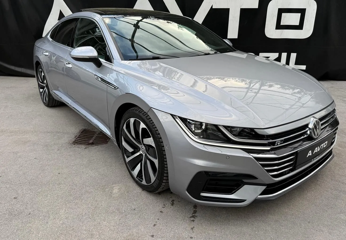 Zunanja slika - Volkswagen Arteon - 2.0 TDI BMT R-Line DSG-PANORAMA-VIRTUAL-FULL LED.. - 2