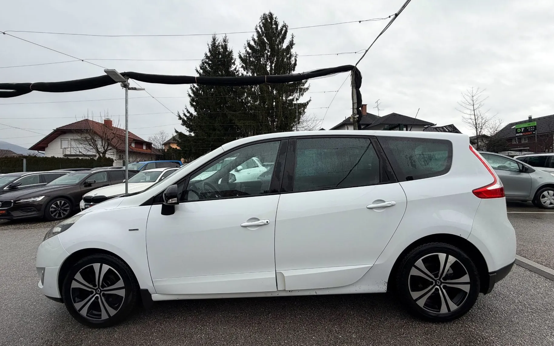 Zunanja slika - Renault Scénic - Grand Scenic Bose Edition dCi 110 SLO.VOZILO 2.LASTNICA NAVI - 3