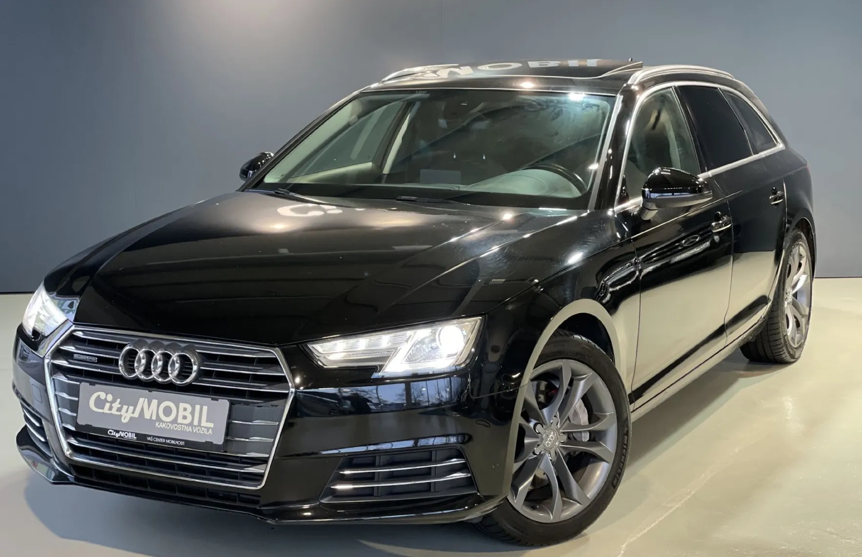 Zunanja slika - Audi A4 - Avant 2.0-TFSI-QUATTRO-PANORAMA-NAVIGACIJA-LED-ALU - 1