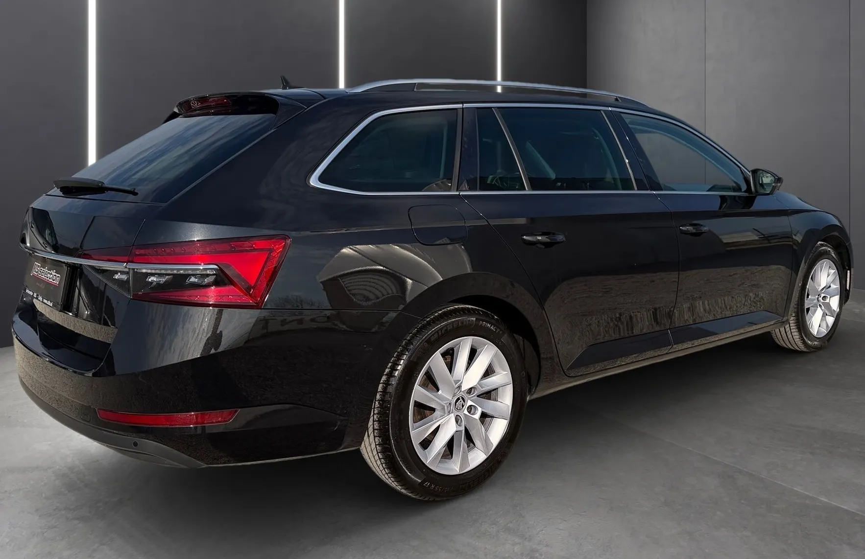 Zunanja slika - Škoda Superb - 2.0 TDI Style Combi DSG ... - 3