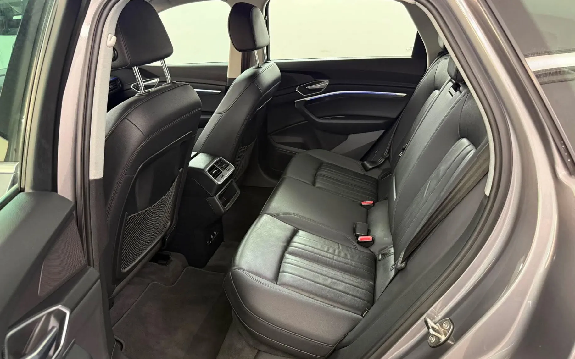 Zunanja slika - Audi e-tron - 55 quattro Advanced.KAMERA.LED.USNJE.NAVI.4X4.ACC - 15