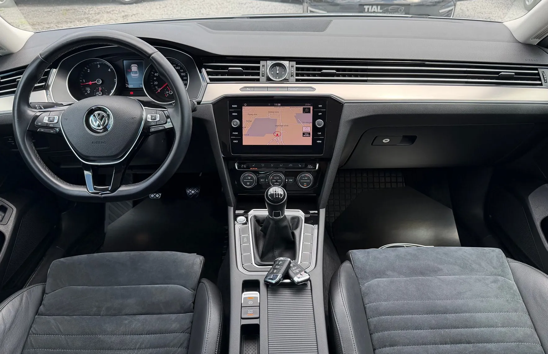 Zunanja slika - VW Passat - 2.0 TDI Highline-SLO-FULL LED-ACC-NAVI-KAMERA-ALU - 11
