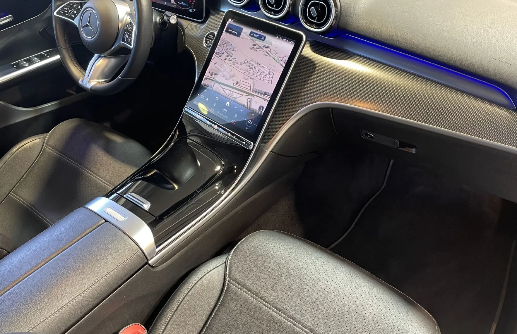 Zunanja slika - Mercedes-Benz C-Razred - NAVI-RADAR-LANE-LED-USNJE-AMBIENT-ALU-KAMERA - 10