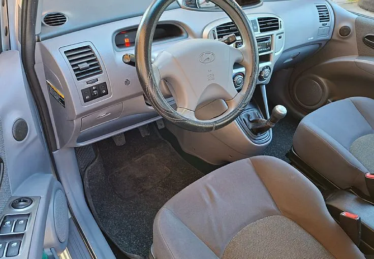 Zunanja slika - Hyundai Matrix - 1.6 GLS TOP-K-KLIMA-VLEČNA KLJUKA-ODLIČEN- - 6