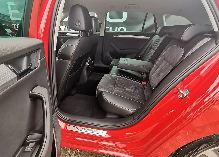 Zunanja slika - Škoda Superb - 2.0 TDI Sportline Combi DSG-MEMORY-VIRTUAL-NAVI-F1 - 9