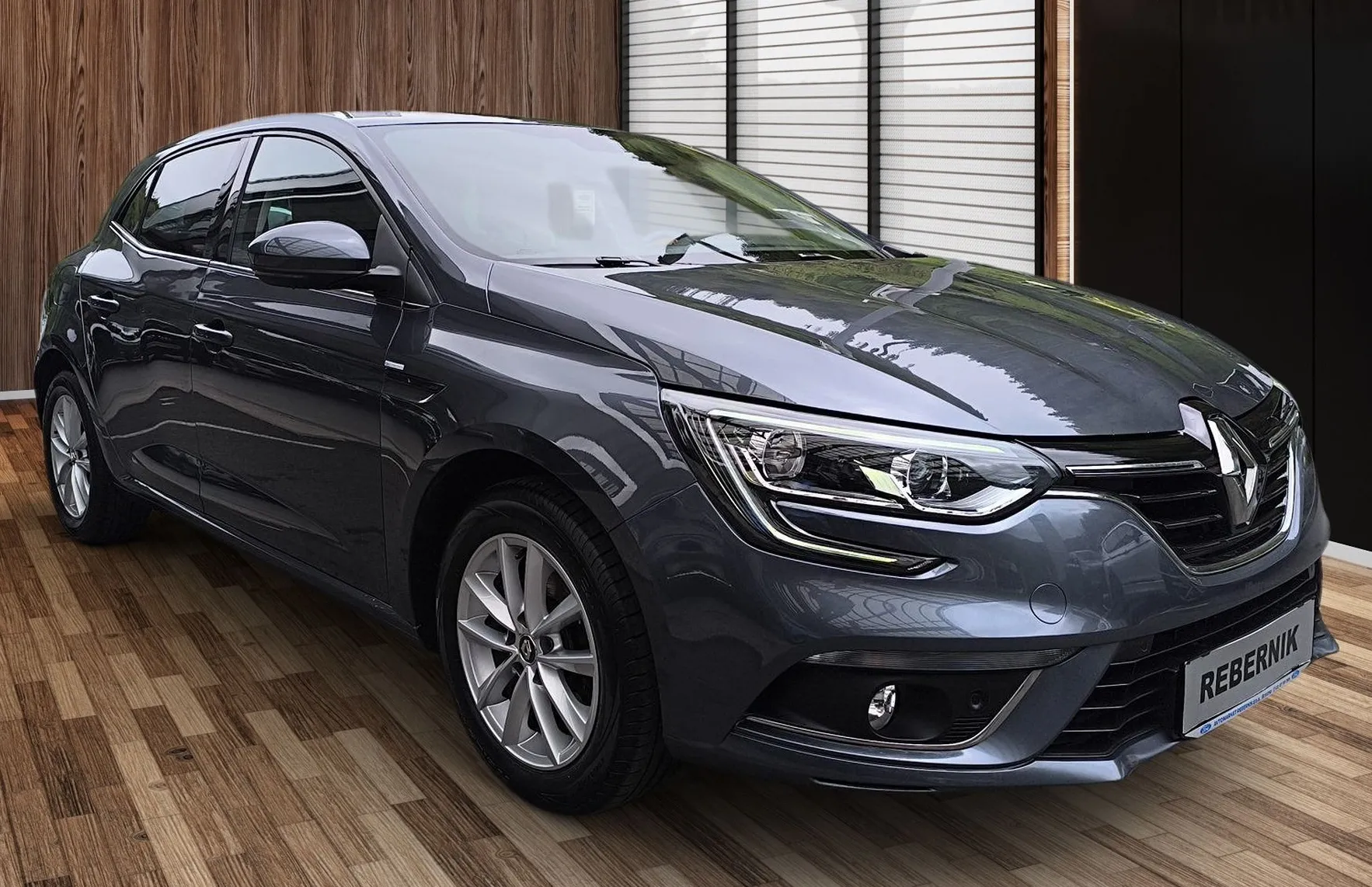 Zunanja slika - Renault Mégane - Megane Berline TCe 100 SLO POREKLO - 1.LASTNIK - 2
