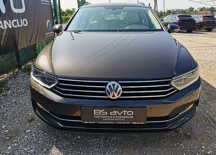 Zunanja slika - VW Passat - Variant 1.6 TDI AUT. BMT HIGHLINE-NAVI-PDC-RADAR-ALU - 2