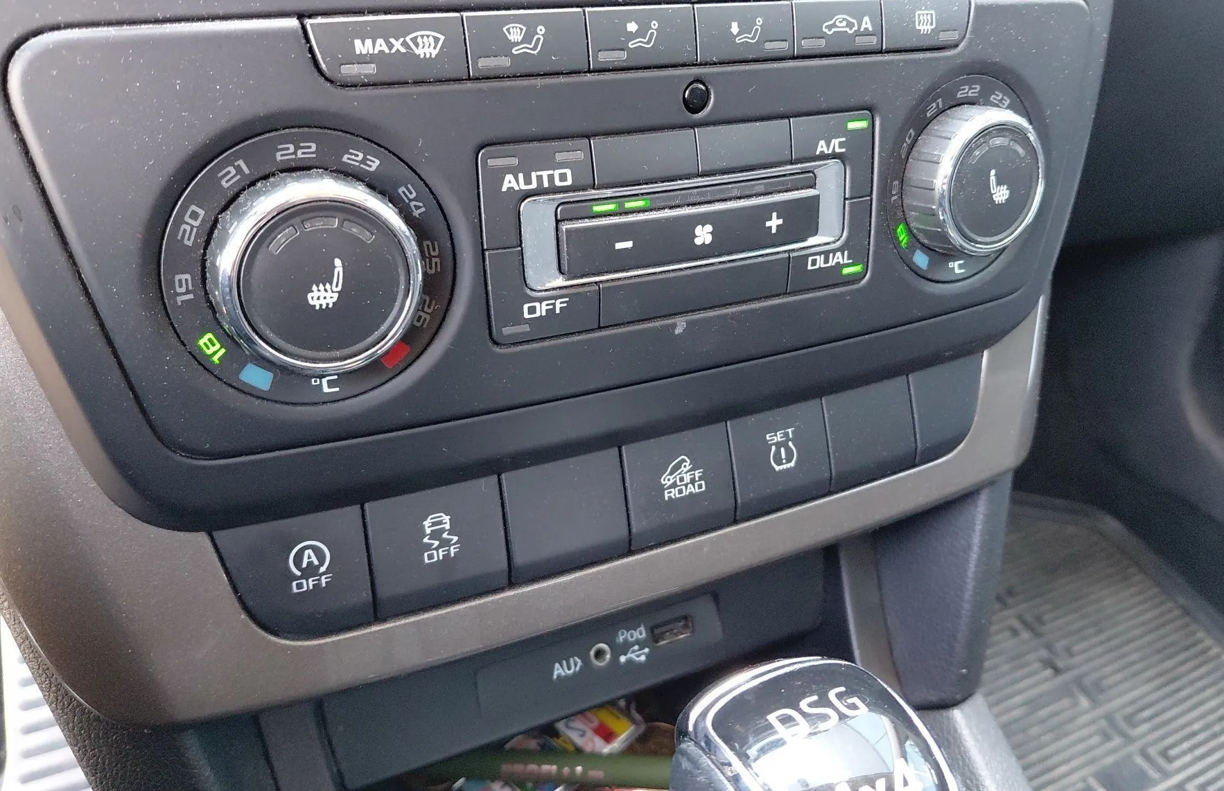 Zunanja slika - Škoda Yeti - 4x4 2.0 TDI Style DSG SLO - Kamera - 10