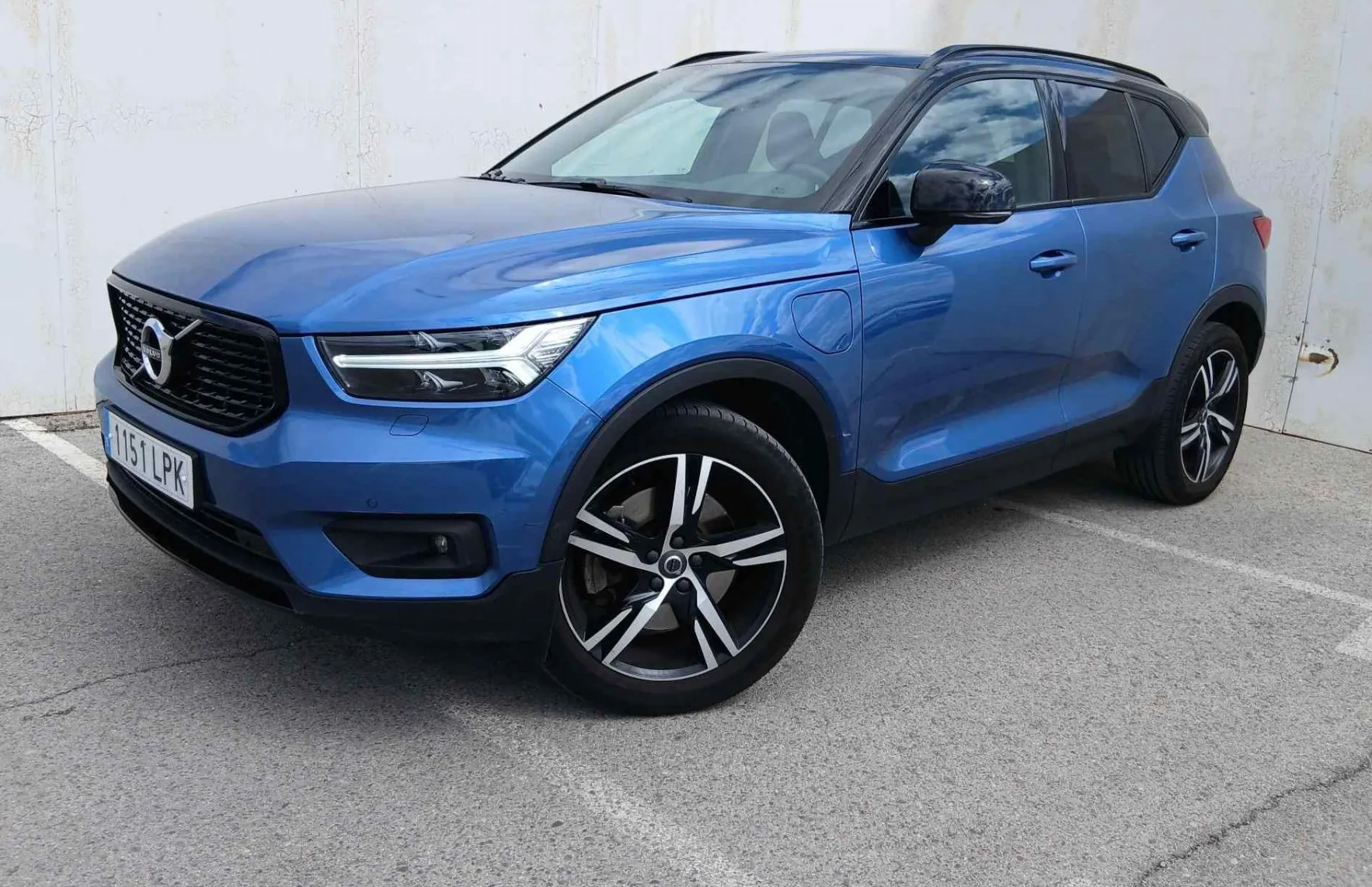 Zunanja slika - Volvo XC40 - T5 Recharge Twin Engine R-Design Avt.KAMERA.LED - 1