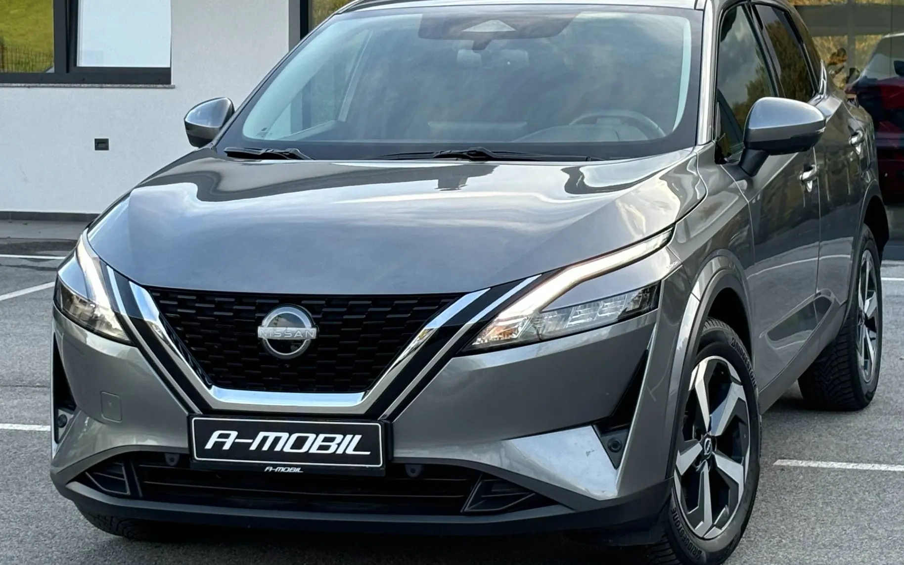 Zunanja slika - Nissan Qashqai - 1.3 DIG X-Tronic N-CONNECTA FUL LED-NAVI-KAMERA - 1