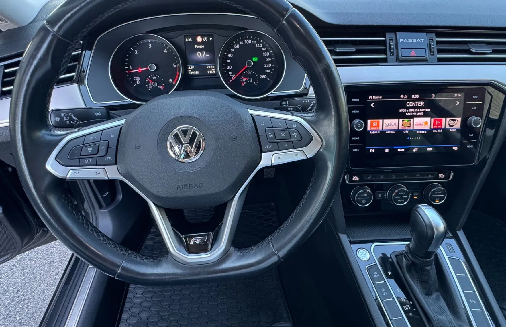 Zunanja slika - Volkswagen Passat - Variant 2.0 TDI R-LINE DSG - 12