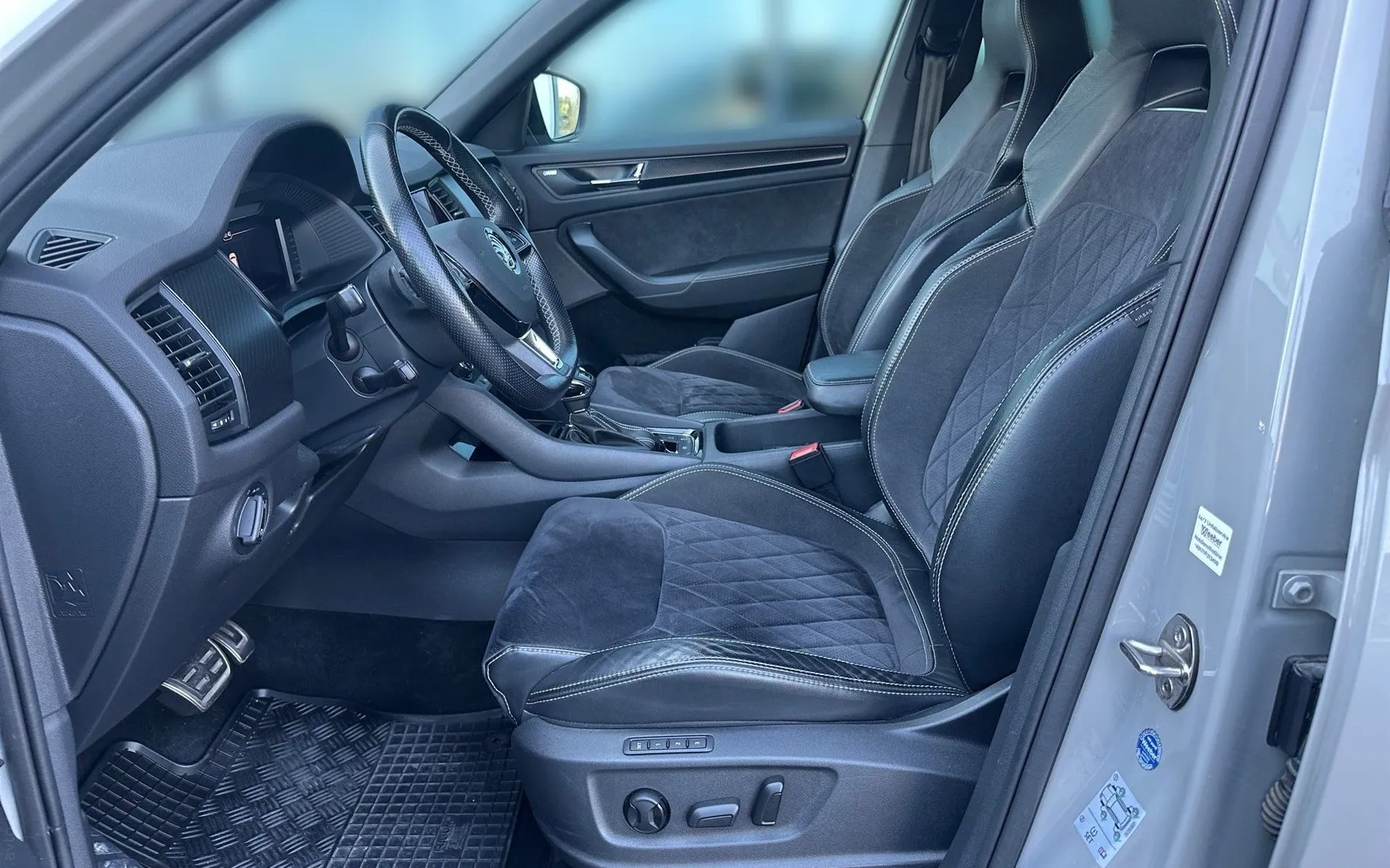 Notranja slika - Škoda Kodiaq - 4x4 2.0 TDI Sportline DSG - 7