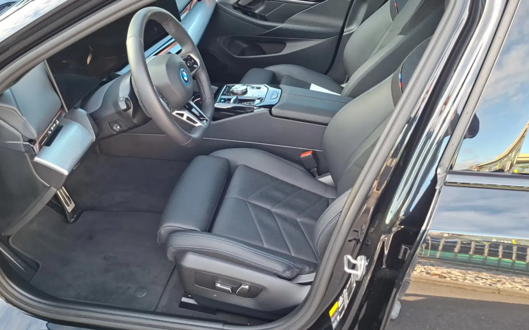 Zunanja slika - BMW i5 Limousine - eDrive40 M Sport - 10