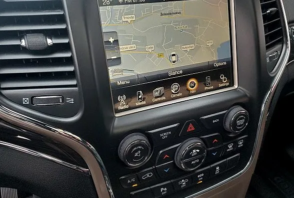 Zunanja slika - Jeep Grand Cherokee - 3.0 V6 Multijet II 250 Overland HIDRAVLIKA RADAR - 12