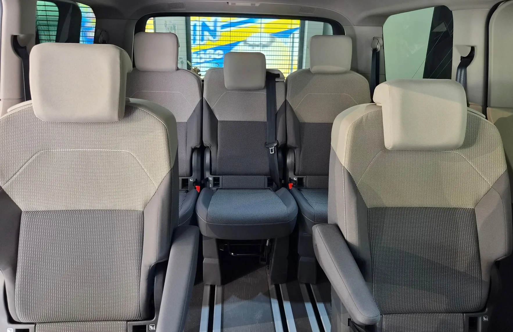 Zunanja slika - VW Multivan - T7 2.0 TDI REZERVIRANO|LED|ACC|MRTVI KOT|VIRTUAL - 10