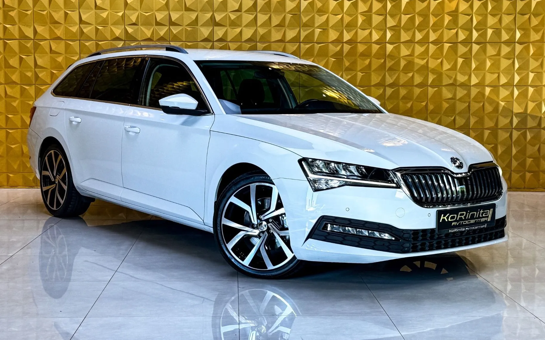 Zunanja slika - Škoda Superb - 2.0 TDI AUT. FACELIFT-KAMERA-NAVI-RADAR TEMP - 3