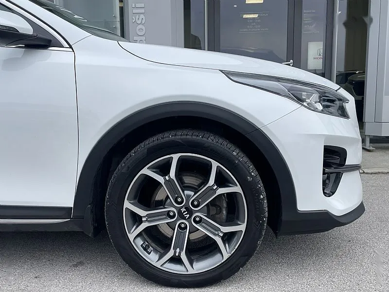 Zunanja slika - KIA XCeed - 1.4 T-GDi LX Joy ISG. M T 103 kW - 8