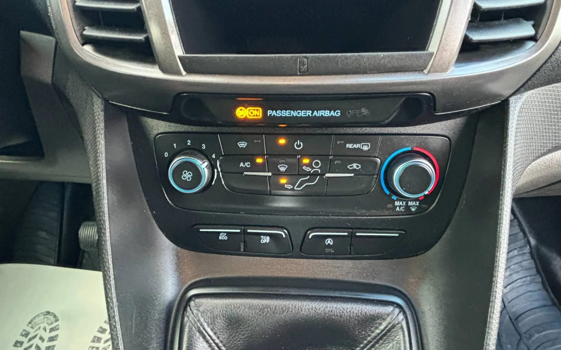 Zunanja slika - Ford Tourneo Connect - 1.5 TDCi N1-KAMERA-NAVI-PDC... - 14