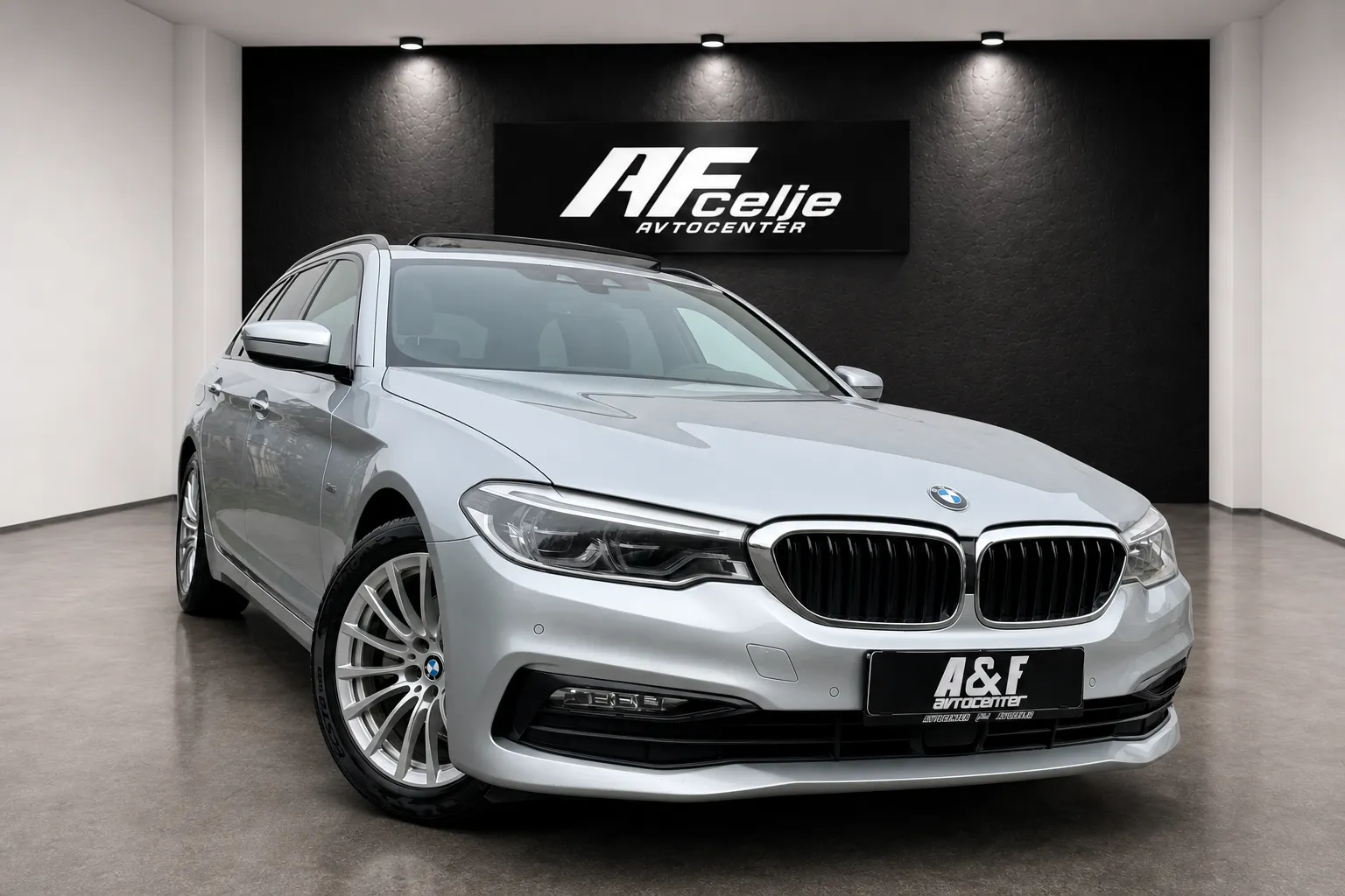 Zunanja slika - BMW serija 5 Touring: - 520d-AUT-SPORT-FUL LED-LIZING ZA TUJCE-PANORAMA... - 3
