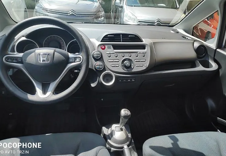 Zunanja slika - Honda Jazz - 1.4 AVTOMATIK-F1-80.000KM-SLO-ALU-PDC-ODLIČEN - 7