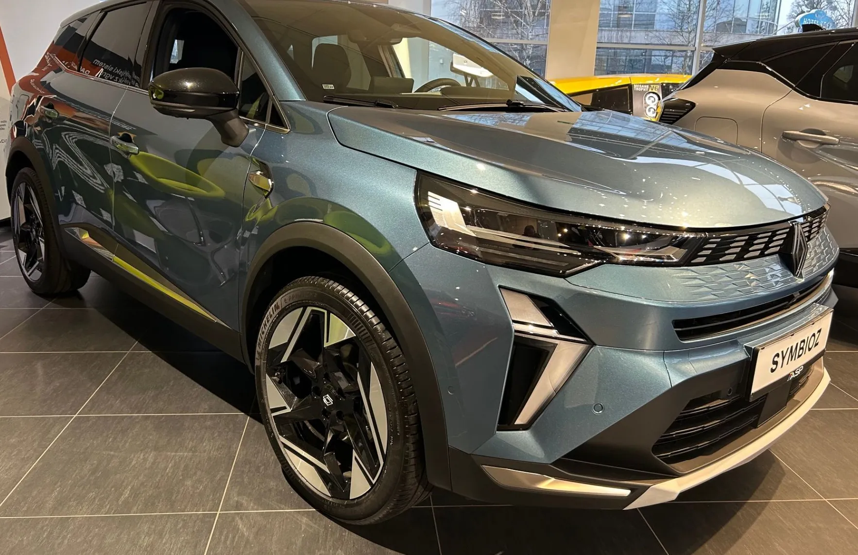 Zunanja slika - Renault Symbioz - E-Tech 160 iconic Avt. NA ZALOGI - 11