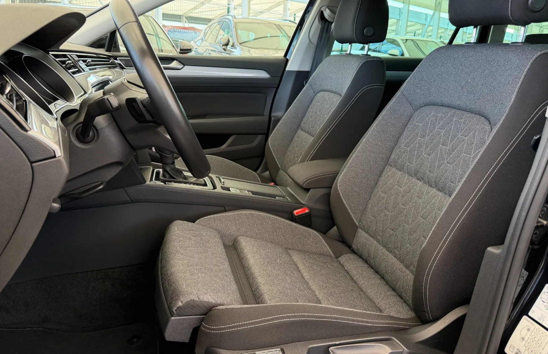 Zunanja slika - Volkswagen Passat - Variant 2.0 TDI Business DSG-MATRIX LED-EL PRTLJAŽNIK - 9