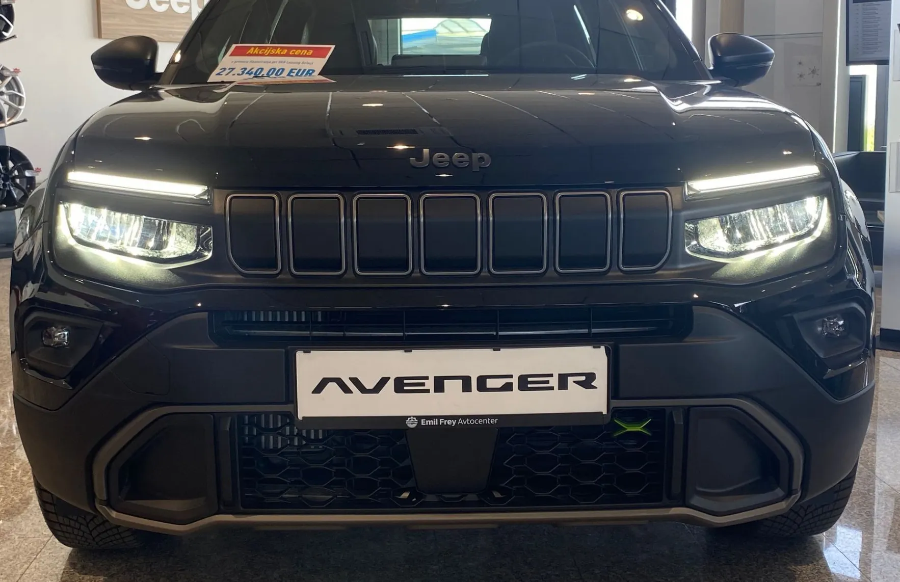 Zunanja slika - Jeep Avenger - Upland 1.2 E-DCT6 MHEV 136 4Xe - 2