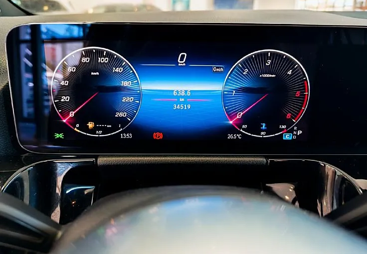 Zunanja slika - Mercedes-Benz GLA-Razred - 180 7DCT-NAVI-KAM-DAB-AVT.PRT-LED-DAB-VIDEO - 9