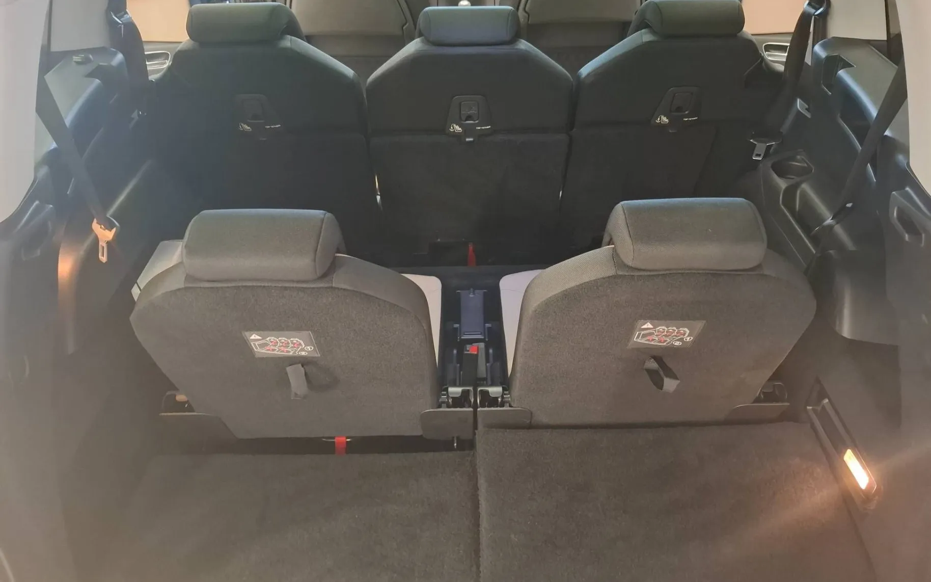 Notranja slika - Citroën C4 Grand Picasso - 2.0 BlueHDi Exclusive-PANORAMA-KAMERA360-7SEDEŽEV. - 11
