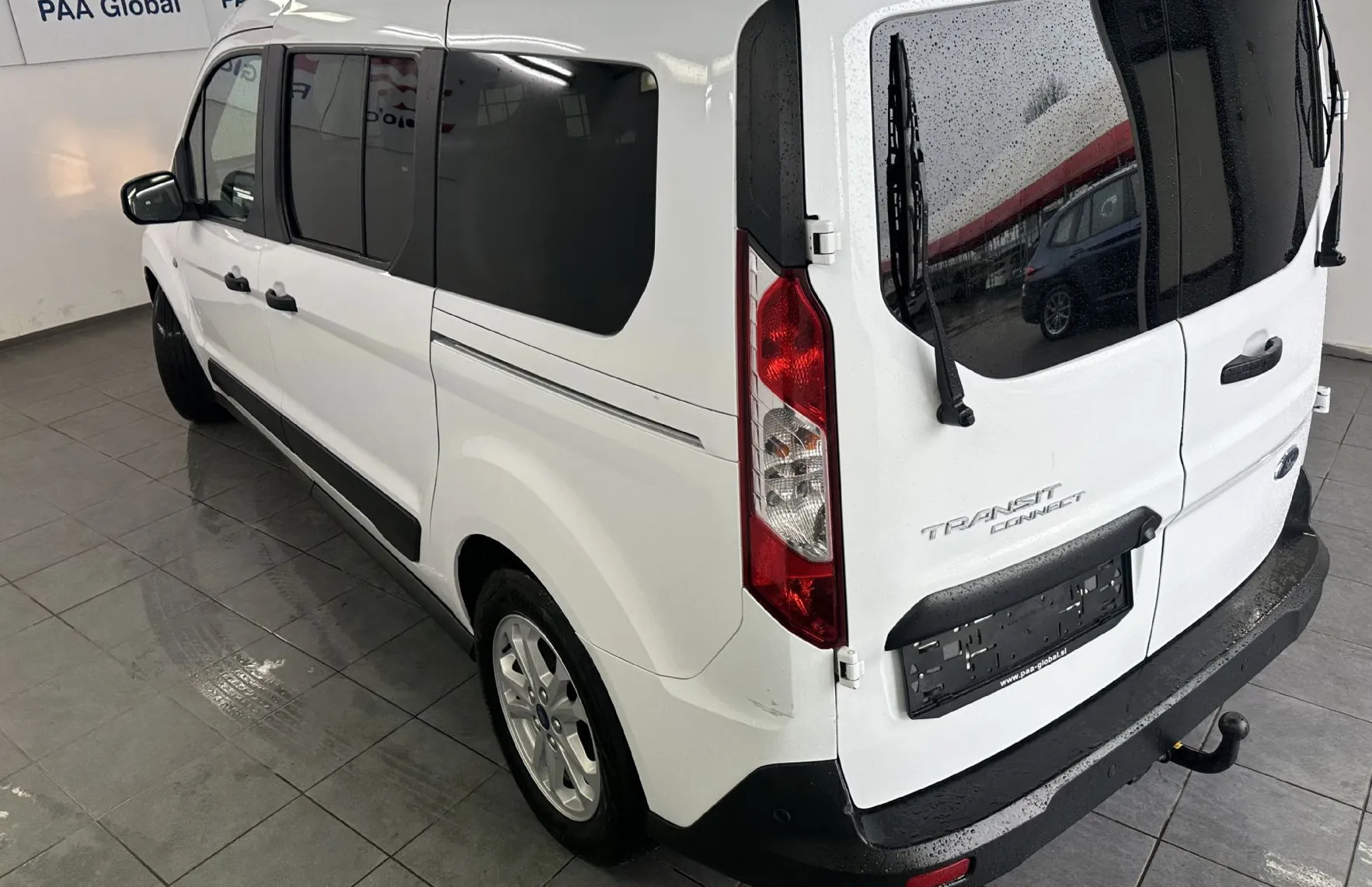 Zunanja slika - Ford Tourneo Connect - L2 Autm.88kW.NEMŠKI+4 GUME.KAMERA.GRE.SED.KLJUKA - 18