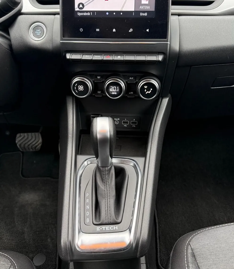Zunanja slika - Renault Captur - E-TECH AVT. NAVI-ALU-KEYLESS-KAMERA-TEMPOMAT... - 14