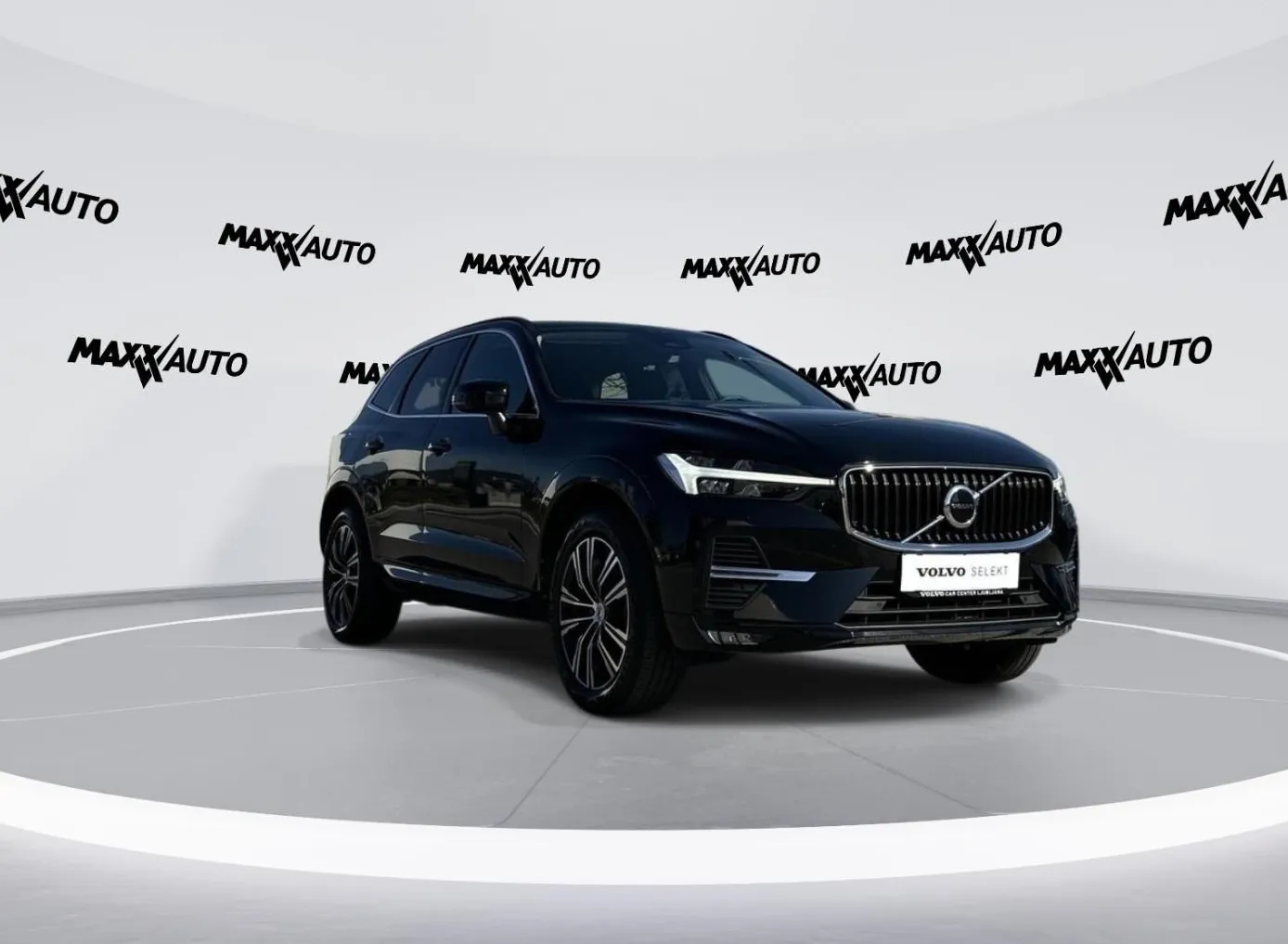 Zunanja slika - Volvo XC60 - B4D Core Avt. LED-KAMERA-KEYLESS - 3