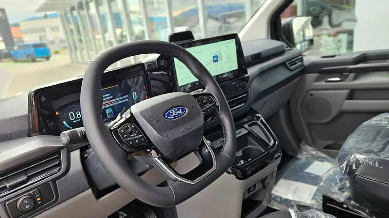 Zunanja slika - Ford E-Transit Custom - 2.0 TDCi L1H1 Titanium X Avt. AKCIJSKA PONUDBA - 4