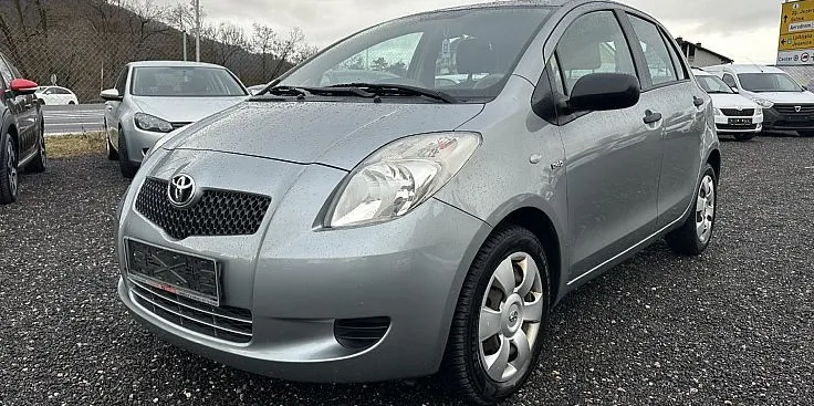 Zunanja slika - Toyota Yaris - 5V 1.4 D4-D Terra+ - 2