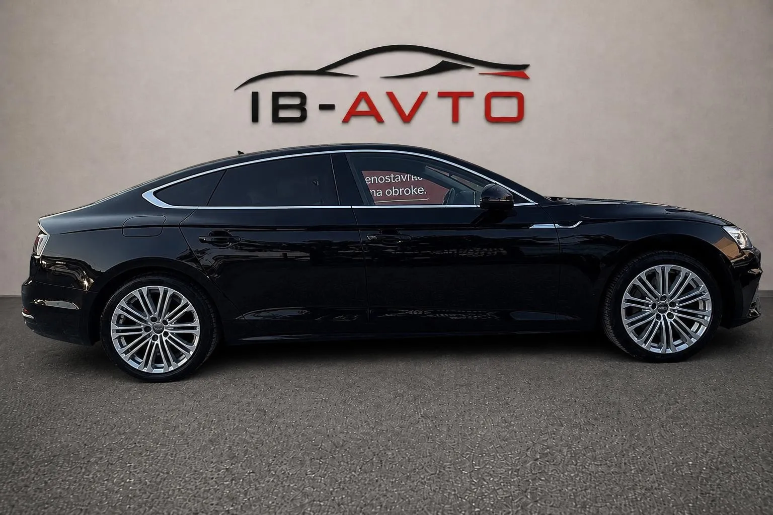 Notranja slika - Audi A5 Sportback - 2.0 TDI - 8