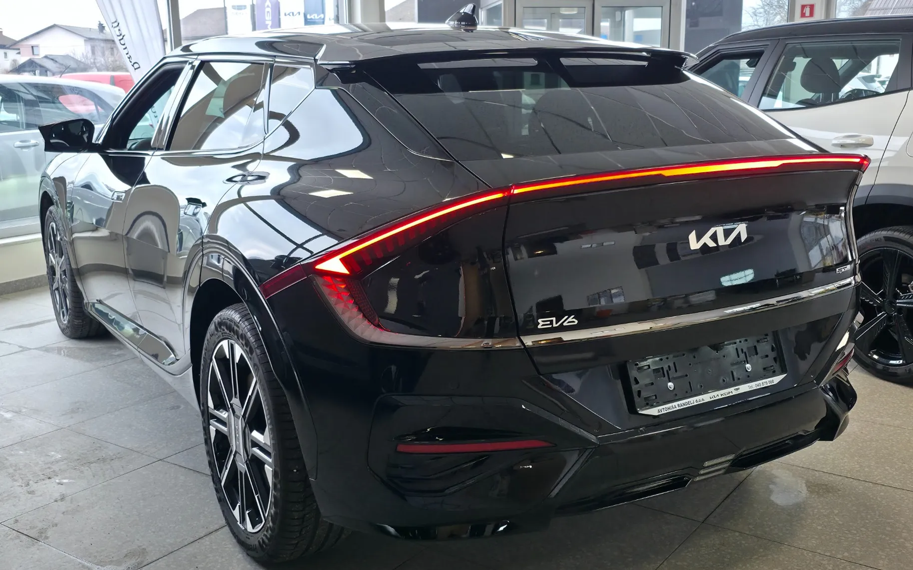 Zunanja slika - KIA EV6 - 77,4kWh AWD GT-line - 3