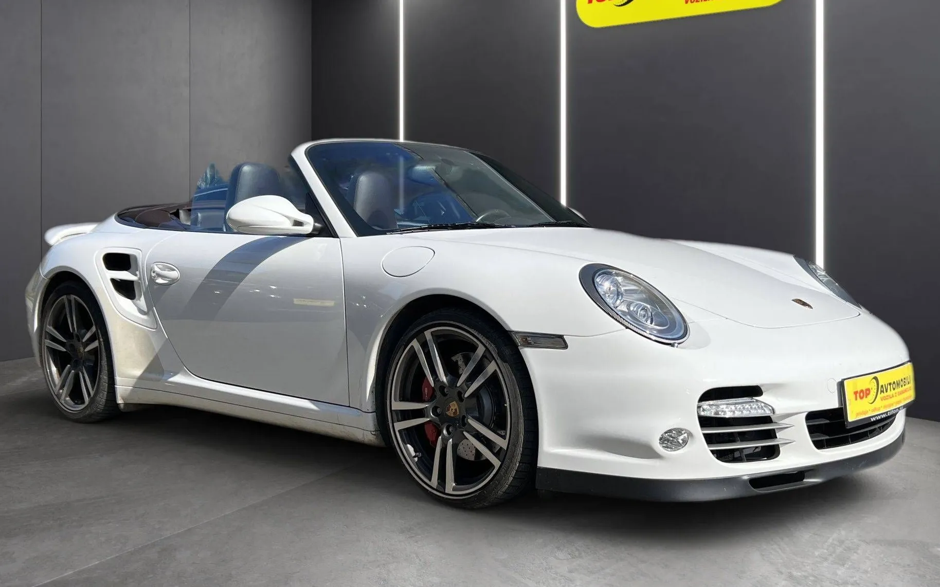 Zunanja slika - Porsche 911 Cabriolet - Turbo S XENON NAVI PDC GRETJE HLAJENJE TEM TOP - 5