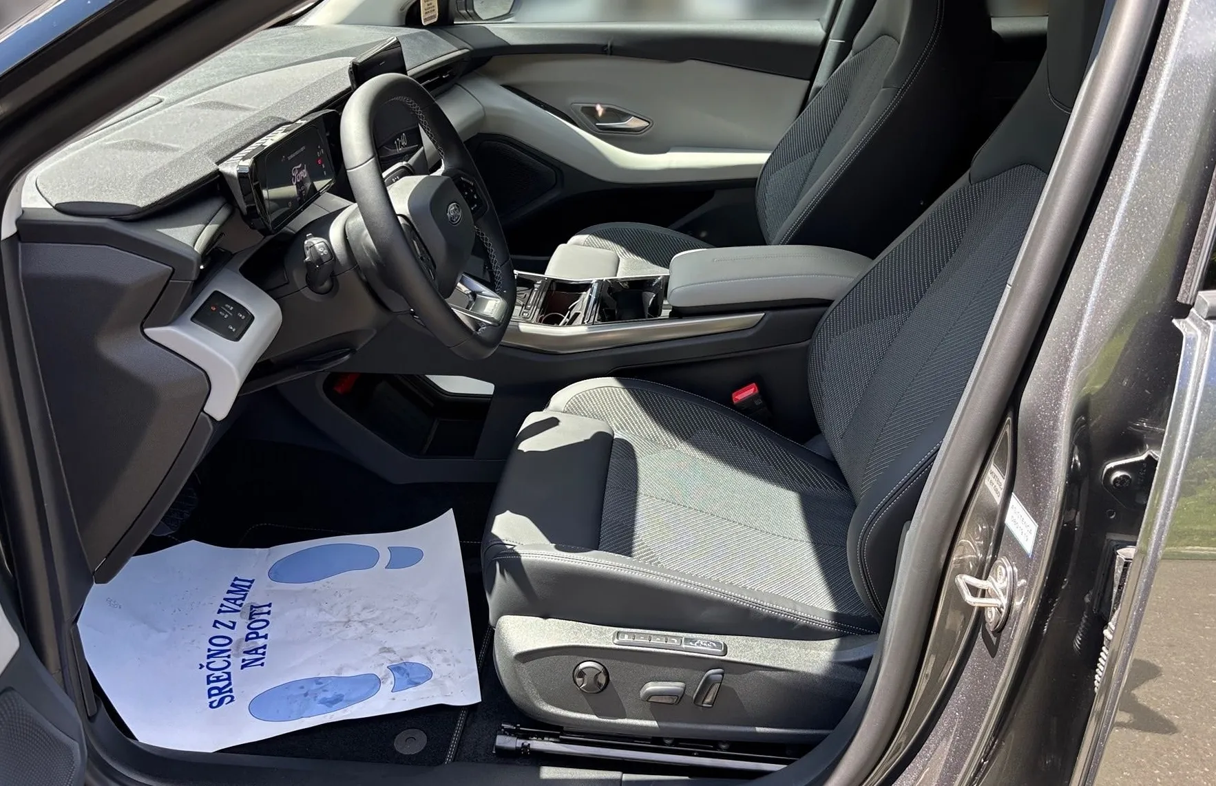 Zunanja slika - Ford Explorer - EV dvojni elektromotor 79 kWh 340PS AWD - 13