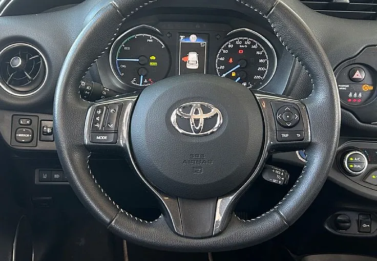 Zunanja slika - Toyota Yaris - Hybrid 1.5 Sol Avt.-SLO-1.LASTNICA-KAMERA - 6