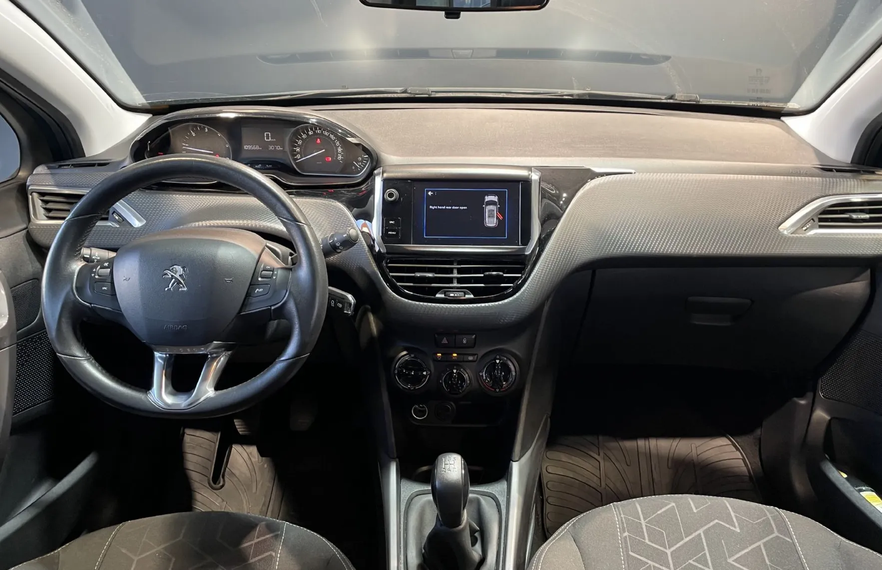 Zunanja slika - Peugeot 2008 - 1.6HDI-PARK SENZORJI-TEMPOMAT-MULTIFUNKCIJA-LED - 9