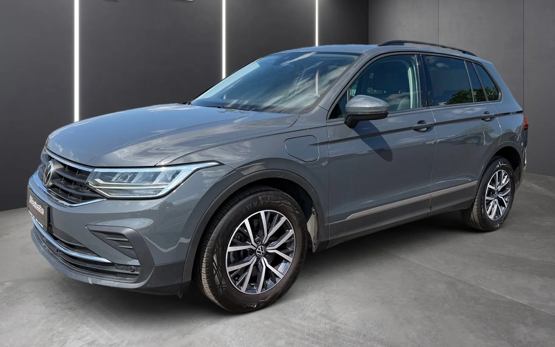 Zunanja slika - Volkswagen Tiguan - 1.4 TSI eHybrid Life DSG-LED-ACC-Mrtvi kot-Virtual - 1