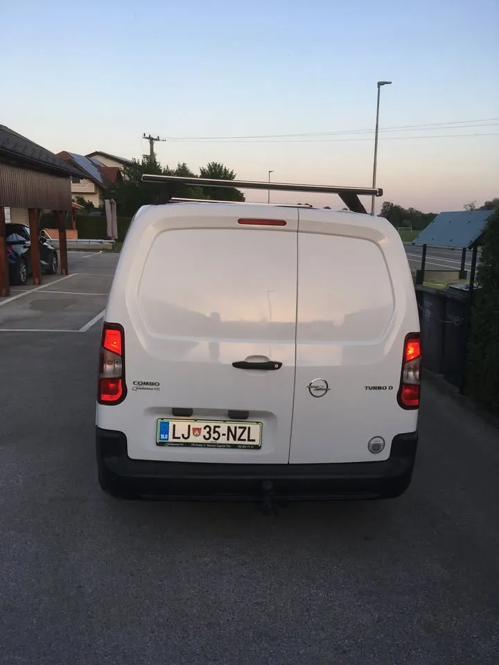 Zunanja slika - Opel Combo - Van 1,5 D L2H1 Enjoy Povečana nosilnost Start/Stop - 3