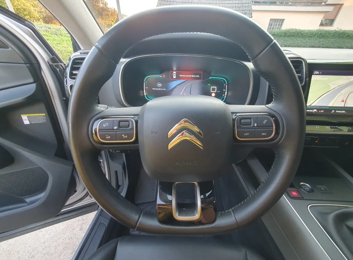 Notranja slika - Citroën C5 - Aircross PureTech 130 S&S Shine - 10