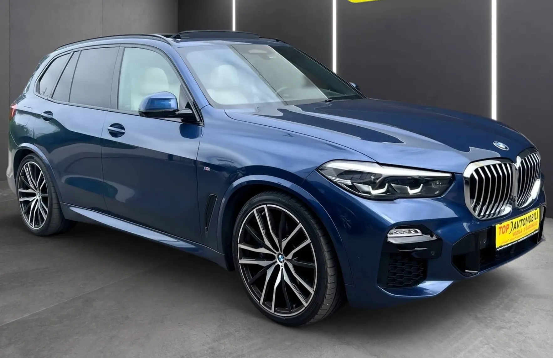 Zunanja slika - BMW X5 - serija : xDrive30d M SPORT PAKET LED RADAR PANO KAMERA LA.. - 6